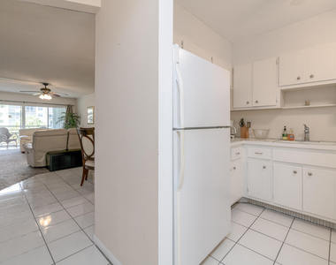 2731 Ne 14th St Street - Photo Thumbnail 4