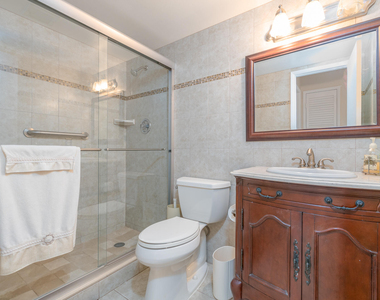 2731 Ne 14th St Street - Photo Thumbnail 17