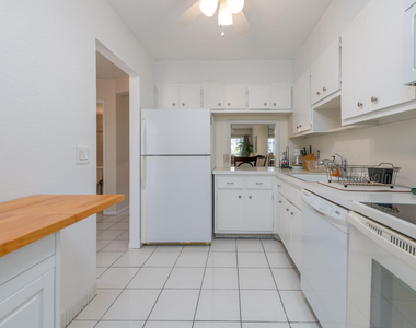 2731 Ne 14th St Street - Photo Thumbnail 3