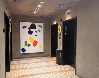 225 N Miami Avenue - Photo Thumbnail 4