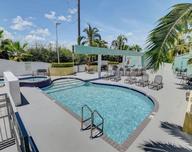 185 Ne 4th Avenue - Photo Thumbnail 15