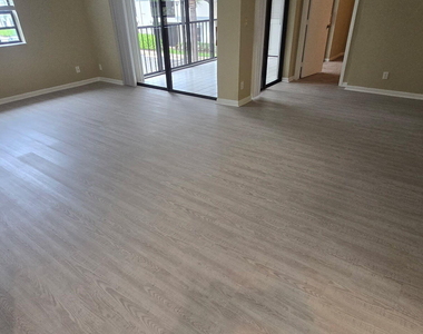 5418 Firenze Drive - Photo Thumbnail 3
