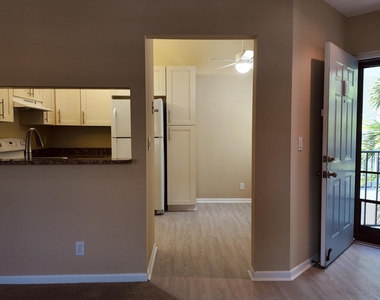 5418 Firenze Drive - Photo Thumbnail 21