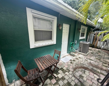 733 Sw 13th Avenue - Photo Thumbnail 11