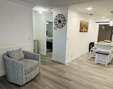 1657 Magnolia Lane - Photo Thumbnail 12