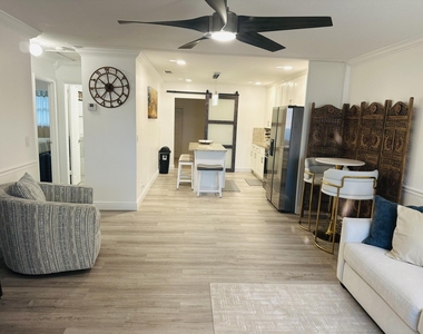1657 Magnolia Lane - Photo Thumbnail 13