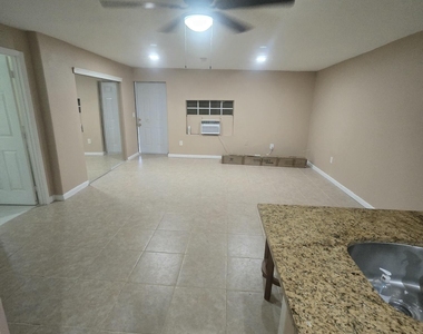 702 Fleming Avenue - Photo Thumbnail 5