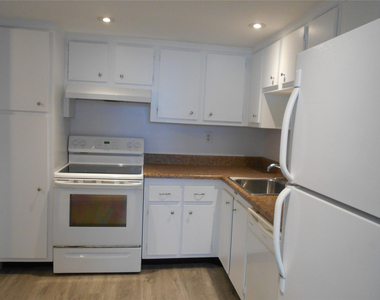 2781 Taft Street - Photo Thumbnail 3