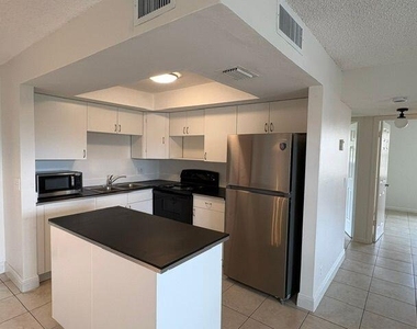 4183 Oak Terrace Drive - Photo Thumbnail 4
