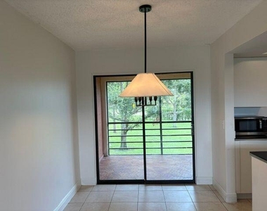 4183 Oak Terrace Drive - Photo Thumbnail 7