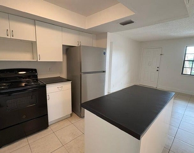 4183 Oak Terrace Drive - Photo Thumbnail 5
