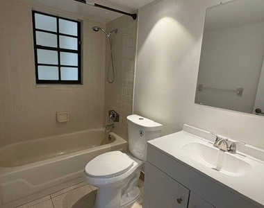 4183 Oak Terrace Drive - Photo Thumbnail 12
