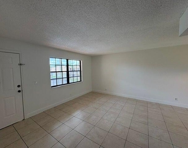 4183 Oak Terrace Drive - Photo Thumbnail 2