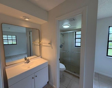 4183 Oak Terrace Drive - Photo Thumbnail 9