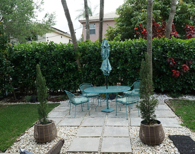 17030 Nw 19th Court - Photo Thumbnail 36