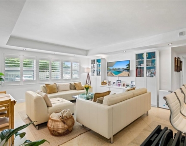 2900 Ne 30th Street - Photo Thumbnail 10