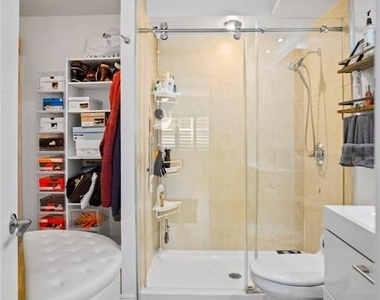 2900 Ne 30th Street - Photo Thumbnail 34