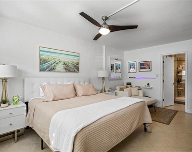 2900 Ne 30th Street - Photo Thumbnail 4