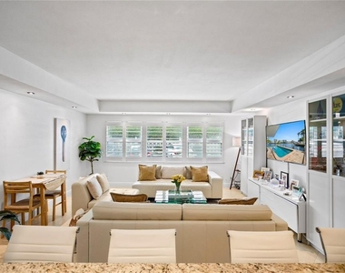 2900 Ne 30th Street - Photo Thumbnail 13