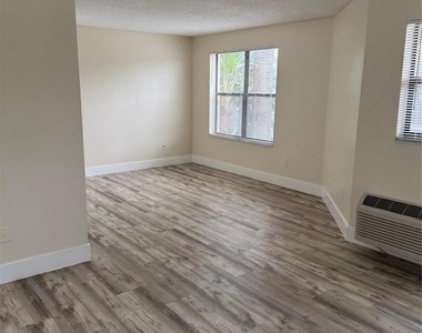 4481 W Mcnab Road W - Photo Thumbnail 4
