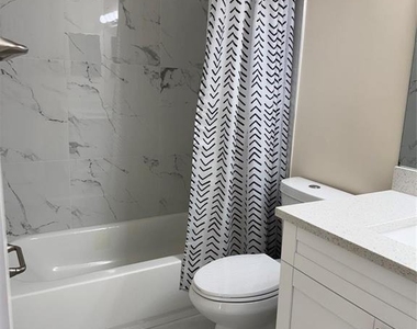 4481 W Mcnab Road W - Photo Thumbnail 12