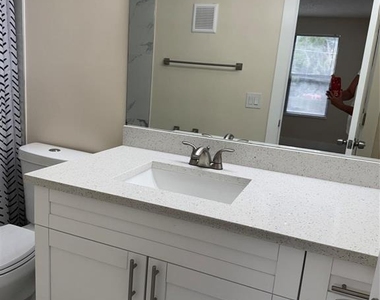 4481 W Mcnab Road W - Photo Thumbnail 13