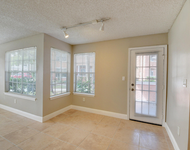 1365 Crystal Way - Photo Thumbnail 14