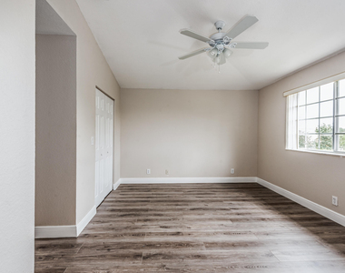 4020 Nw 90th Way - Photo Thumbnail 17
