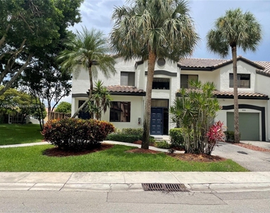 7525 Nw 61st Terrace - Photo Thumbnail 1