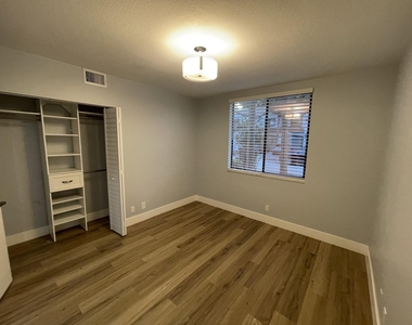7525 Nw 61st Terrace - Photo Thumbnail 22