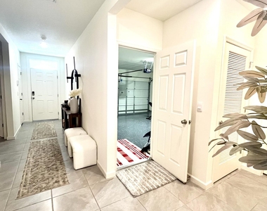 9832 Sw Triton Way - Photo Thumbnail 15