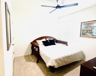 9832 Sw Triton Way - Photo Thumbnail 13