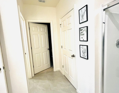 9832 Sw Triton Way - Photo Thumbnail 25