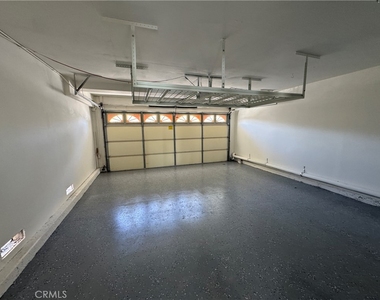 8 Carmel Court - Photo Thumbnail 19