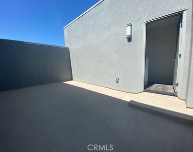1411 Cara Drive - Photo Thumbnail 20
