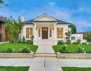 1524 N Sierra Bonita Avenue - Photo Thumbnail 3