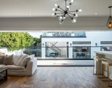 1524 N Sierra Bonita Avenue - Photo Thumbnail 15