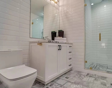 1524 N Sierra Bonita Avenue - Photo Thumbnail 32