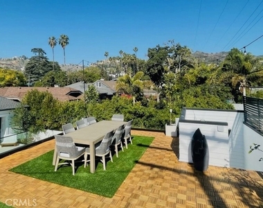 1524 N Sierra Bonita Avenue - Photo Thumbnail 9