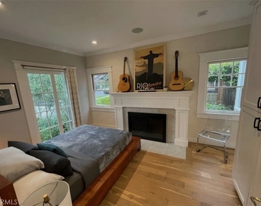 1524 N Sierra Bonita Avenue - Photo Thumbnail 27
