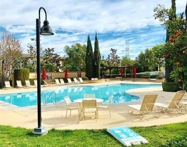 3943 E Spring Hill Court - Photo Thumbnail 11