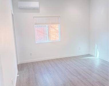 1811 S Mcpherrin - Photo Thumbnail 6