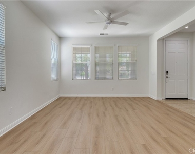 1723 Roanoke Street - Photo Thumbnail 3