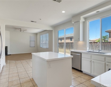 1723 Roanoke Street - Photo Thumbnail 6