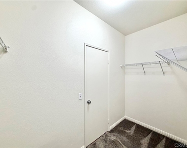 33205 Gypsum Street - Photo Thumbnail 21