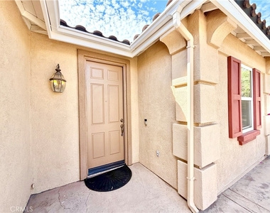 33205 Gypsum Street - Photo Thumbnail 3