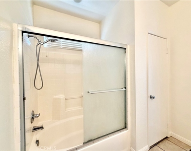 33205 Gypsum Street - Photo Thumbnail 19