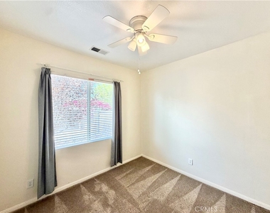 33205 Gypsum Street - Photo Thumbnail 7