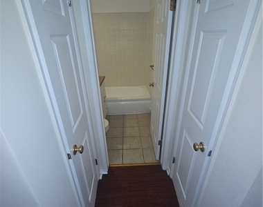 17501 Bullock - Photo Thumbnail 24