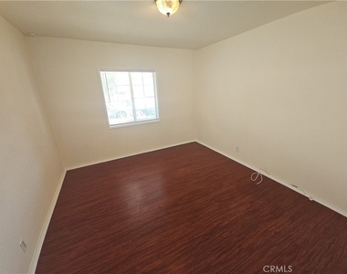 17501 Bullock - Photo Thumbnail 35